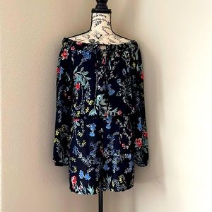 Like new Parker romper size Med